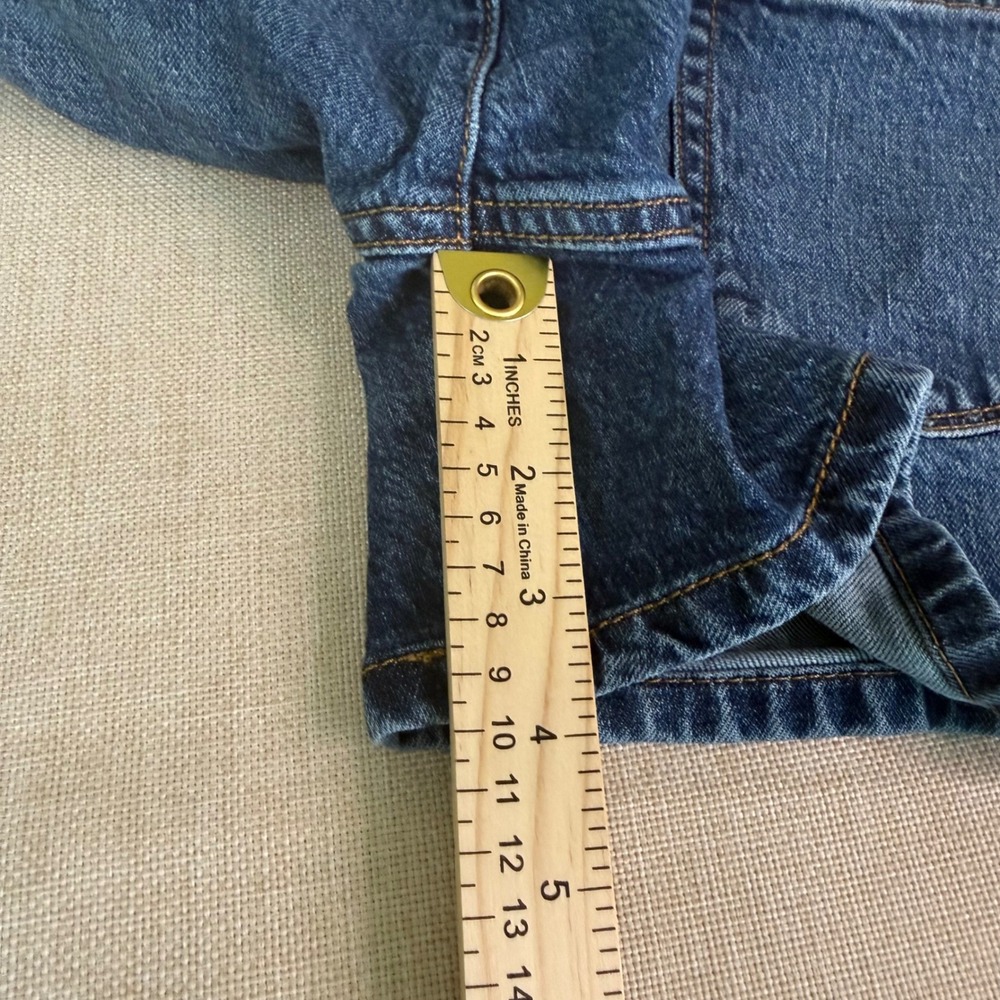 Isabel Maternity by Ingrid & Isabel Denim Midi Shorts Over Belly Blue Size 6 - Picture 3 of 7
